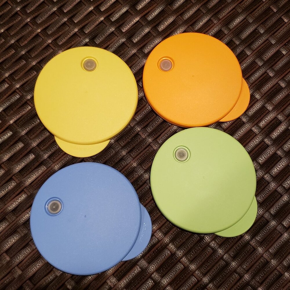 NWT Tupperware Impressions 16 oz dripless straw seals